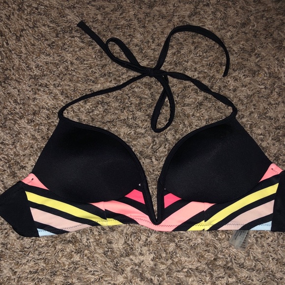 Victoria Secret Bikini Top - Picture 1 of 3
